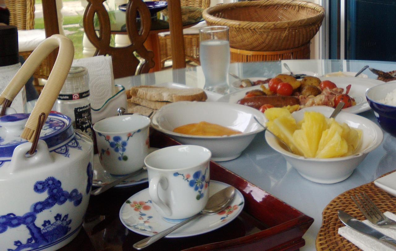 The Wilsons' Shangrila Bed & Breakfast Dumaguete City Exterior photo